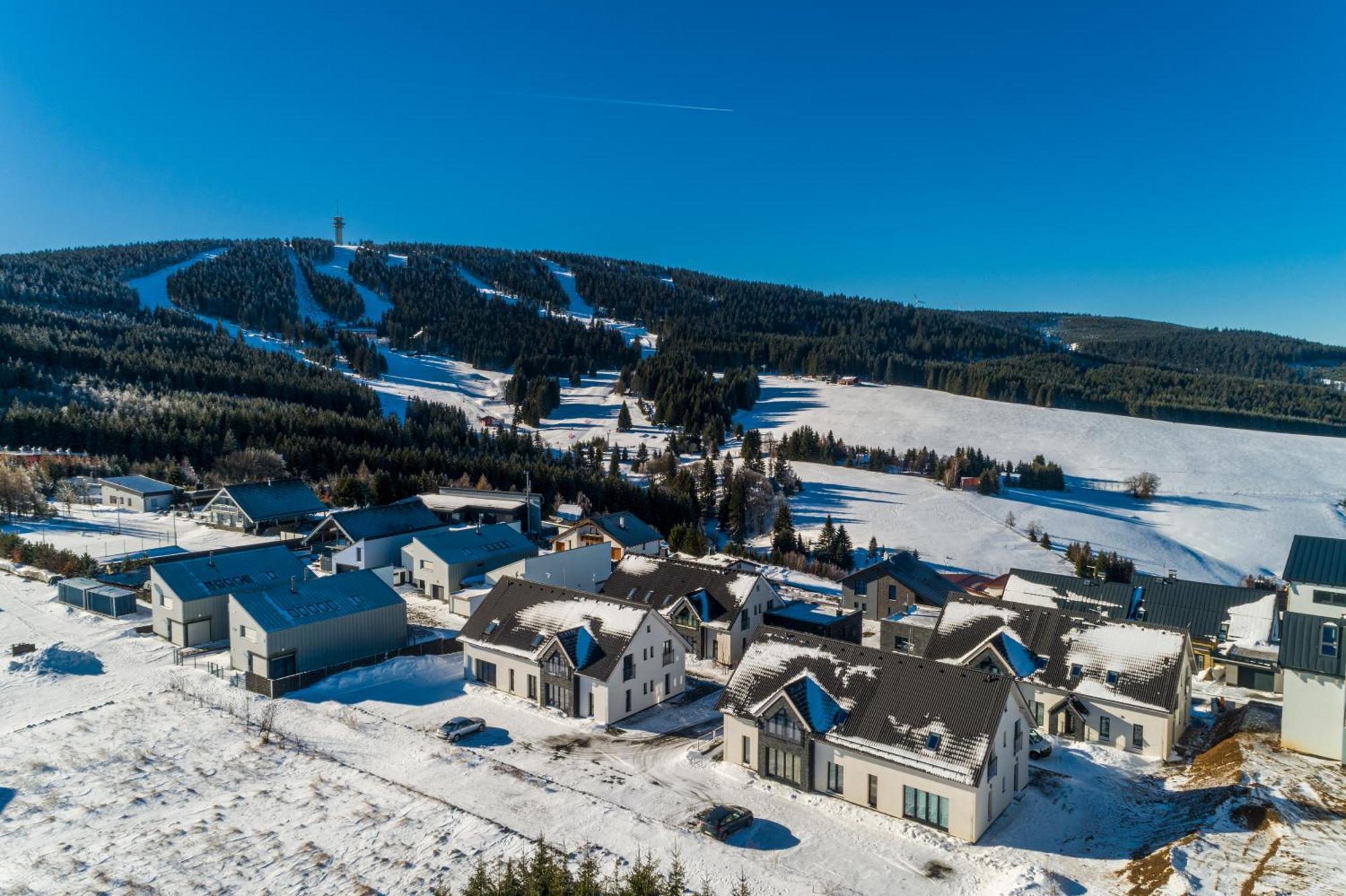Mirabel Apartments Klinovec Loucná pod Klínovcem Exterior foto