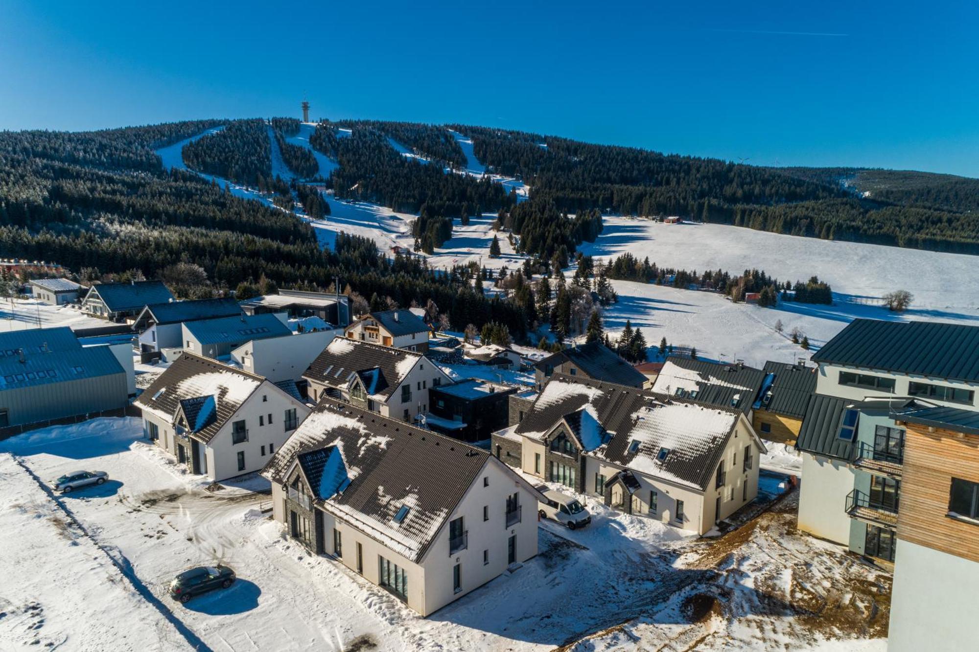 Mirabel Apartments Klinovec Loucná pod Klínovcem Exterior foto